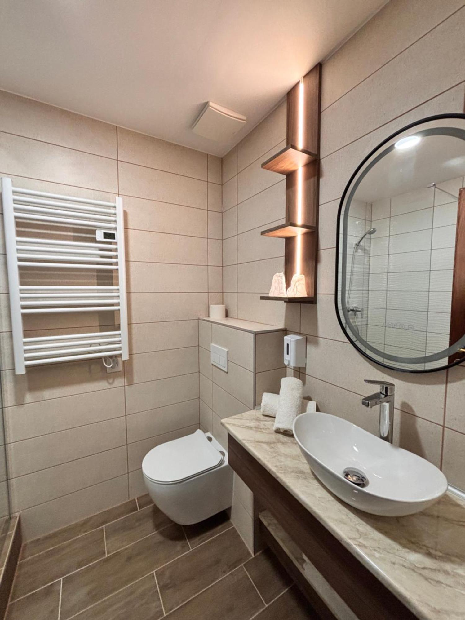 Hotel Erzsebet Hévíz Buitenkant foto